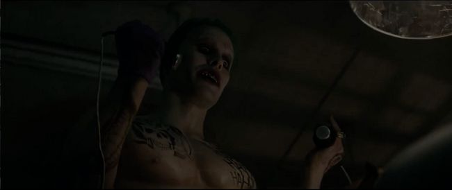 Jared Leto comme le joker dans le suicide squad remorque par DC Comics Warner Bros.